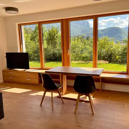 Petra - Family For 4 At Bled