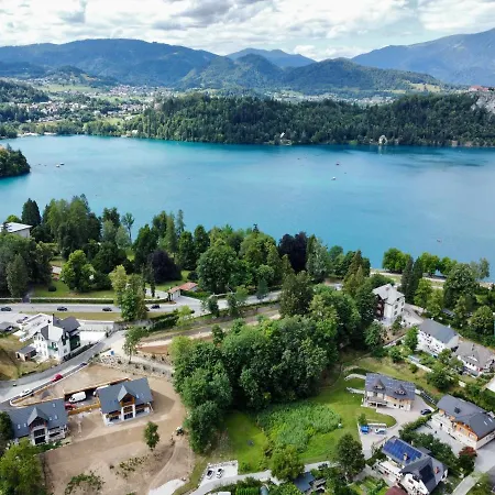 Petra - Family For 4 At Bled