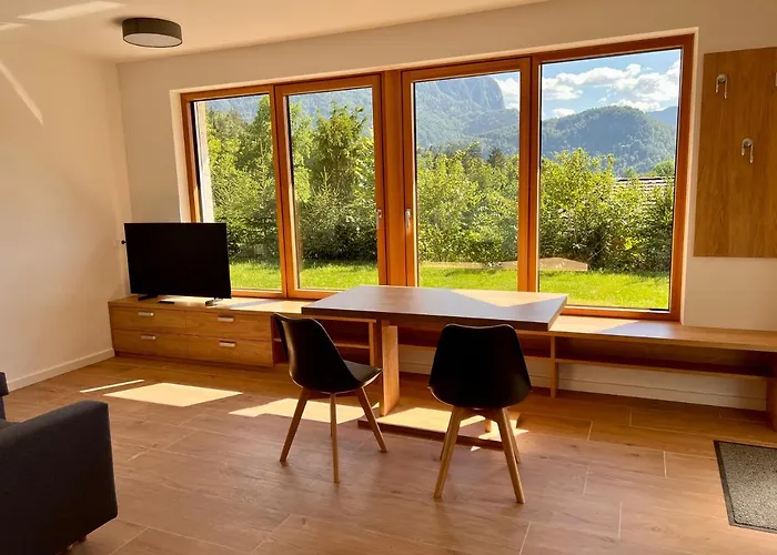 Petra - Family For 4 At ブレッド