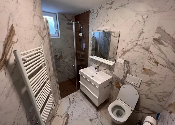 Petra - Family For 4 At アパート ブレッド